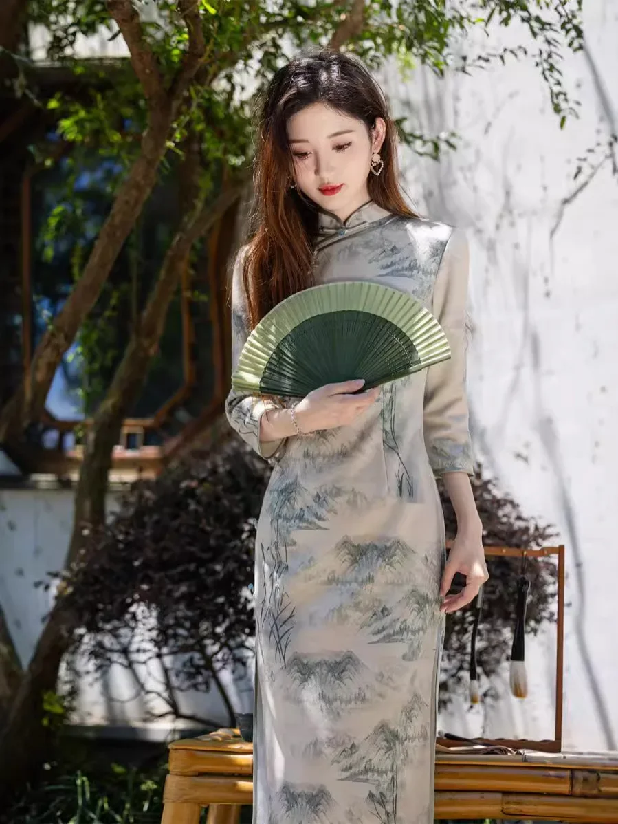 Фото Осень 2023, новый стиль, длинное платье Cheongsam с восемью пуговицами, художественное платье Cheongsam для похудения, Cheongsam Qipao №4