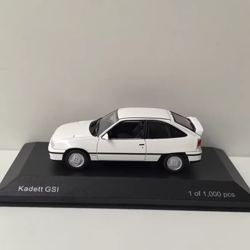 WHITEBOX масштаб 1/43 Opel KADETT GSI сплав имитация модели автомобиля статическая коллекция украшенные праздничные игрушки сувенирный подарок