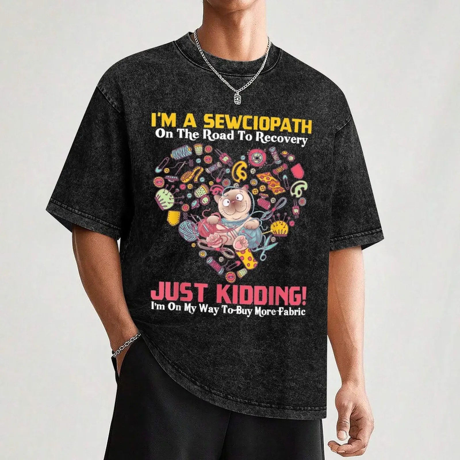 Фото Футболка Oh Yes Im A Sewciopath с забавным и милым коричневым котом из пряжи, одежда в стиле каваи, толстовки, мужские №3