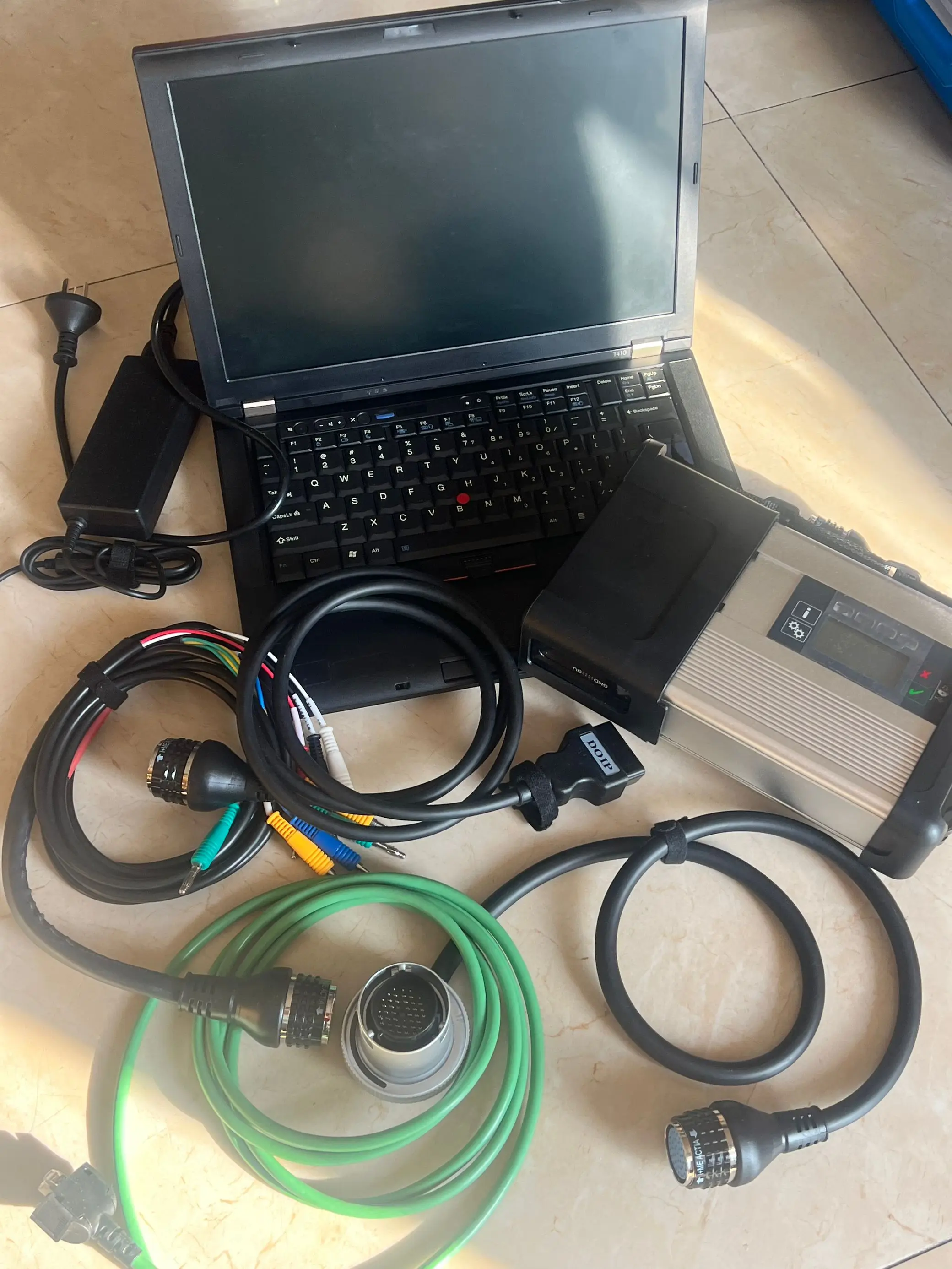 С ноутбуком T410 и MB STAR C5 WIFI PLUS DOIP FUNCTION Diagnostic Tool для BEN-z с программным обеспечением 2025.06 Xentry DAS EPC, полный набор