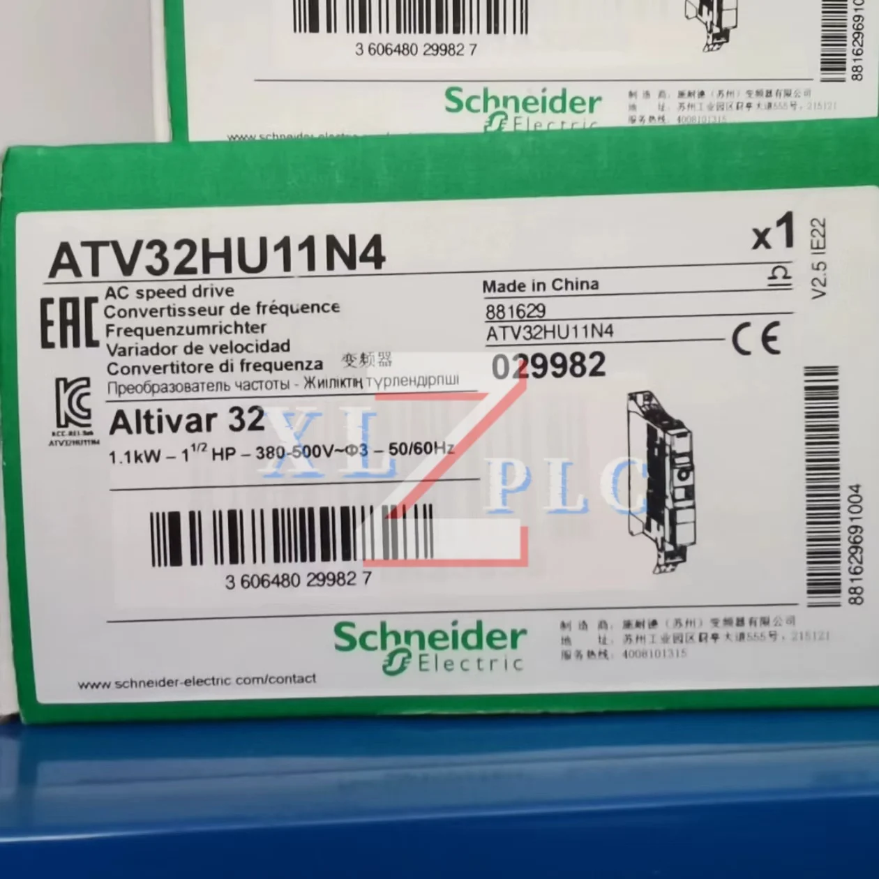 новый в наличии частотный привод ATV320U22N4C ATV32HU11N4