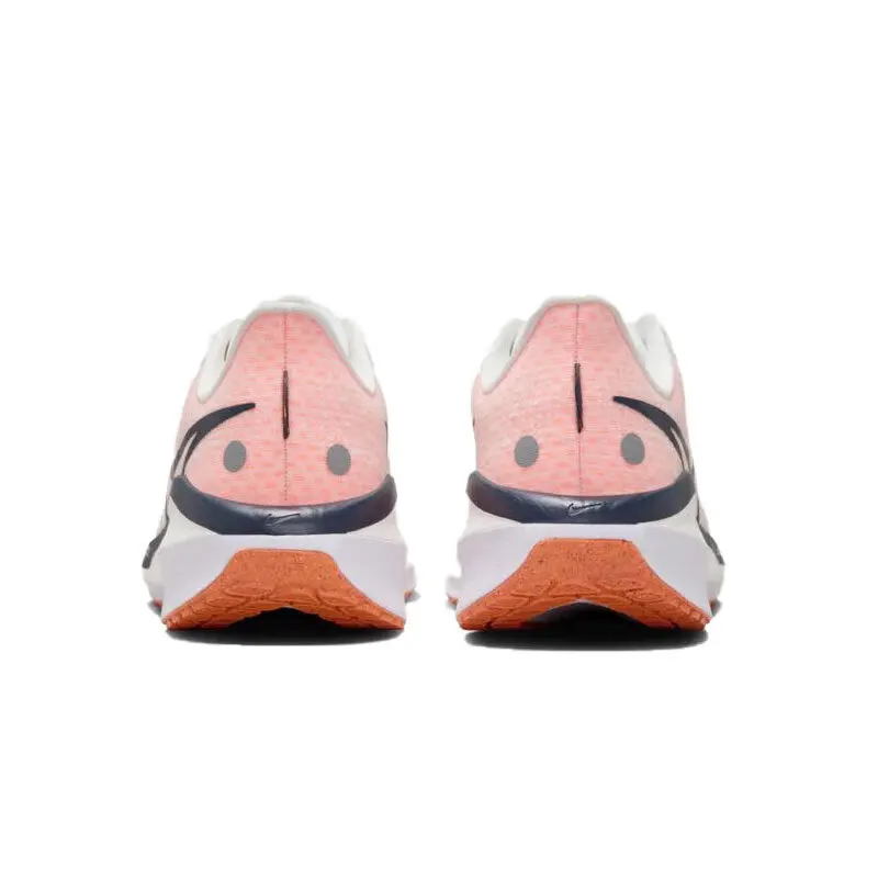 Фото Новое поступление оригинальных мужских кроссовок для бега NIKE VOMERO 17. №4