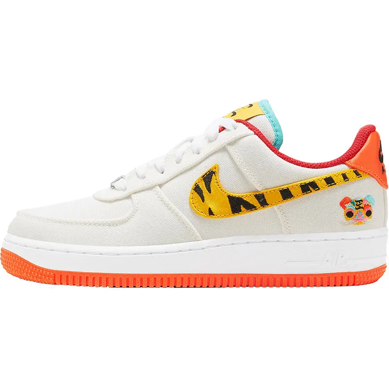 Оригинальные женские спортивные повседневные кроссовки Nike Air Force 1 AF1 DR0148-171 (art.: 3920d152a6793) - 3920d152a6793