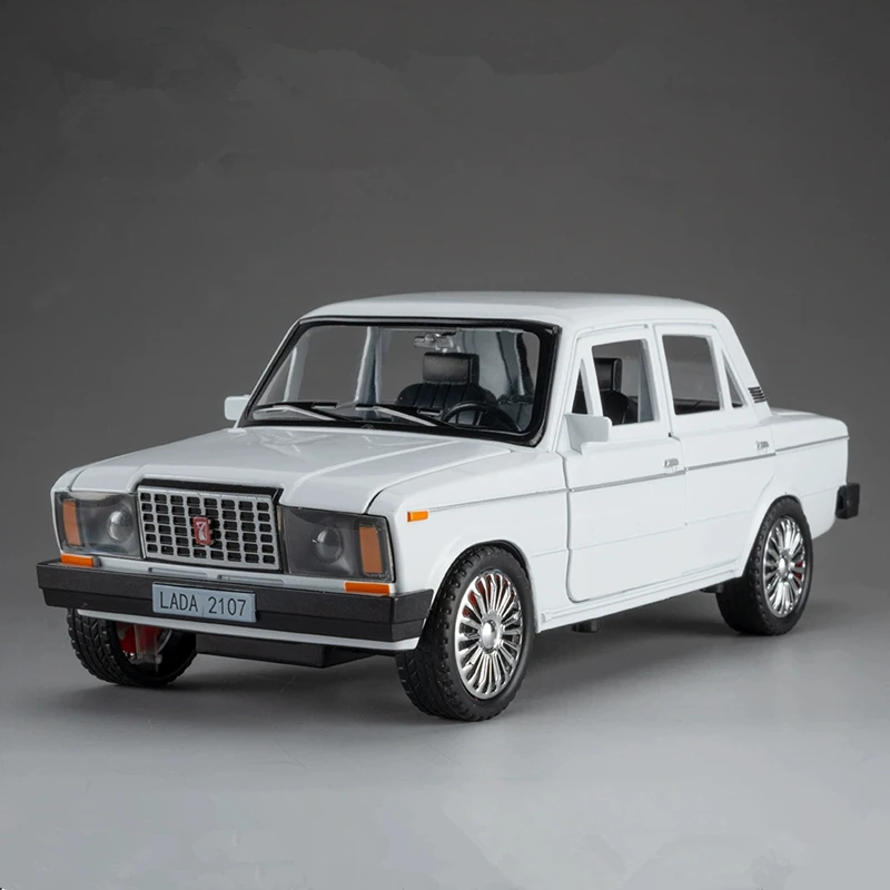 Фото 1/18 LADA 2107, классический автомобиль, модель автомобиля из сплава, литые под давлением металлические автомобили, модель автомобиля, имитация звука и света, коллекция детских игрушек, подарок №2