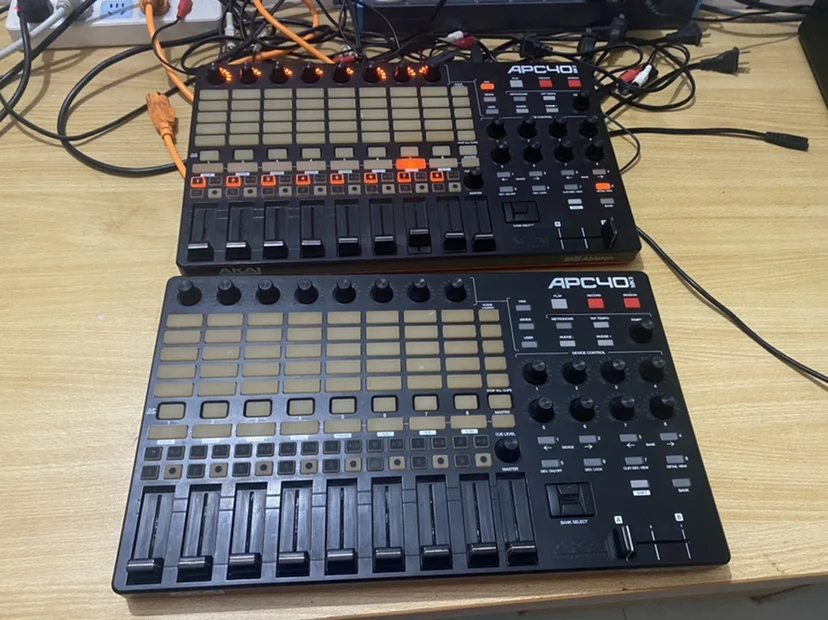Контроллер AKAI Yajia APC40MK2 VJ, большой экран планки, освещение, управление видео. обычное использование
