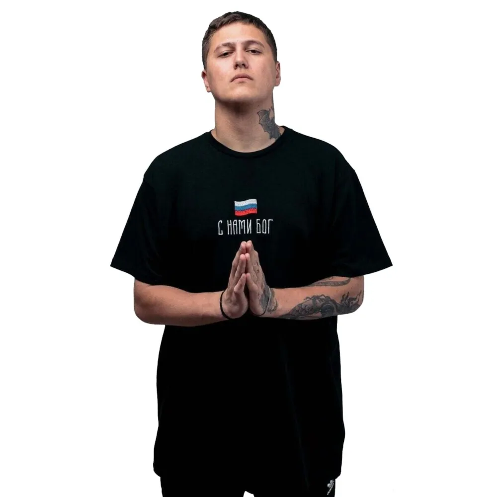 Фото Мужская футболка из хлопка God is with us с принтом Oversize Tee Tops Harajuku Винтажная корейская мода Y2k Уличная одежда с графикой в стиле хип-хоп №2