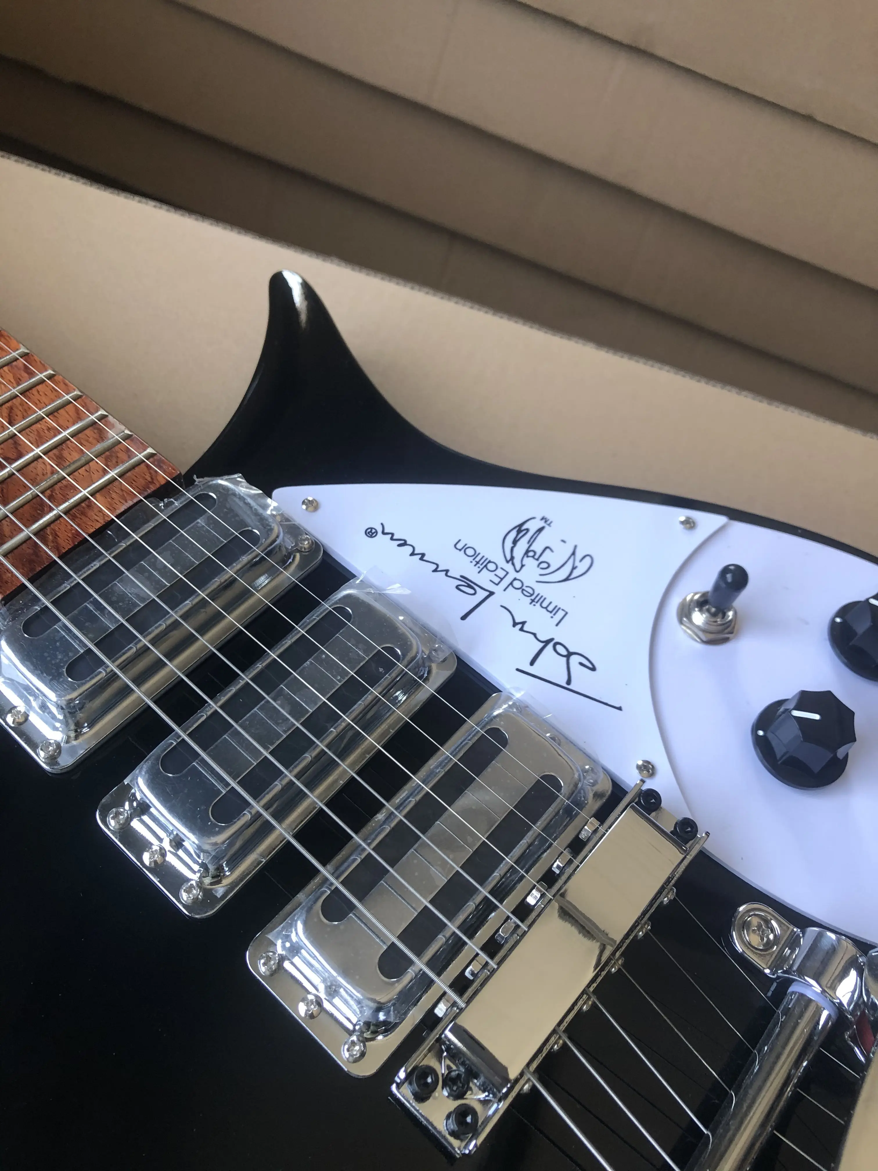 Фото Электрогитара Rickenbacker, системный мост Tremolos, черный цвет, Белая гвардия, Высококачественная гитара, бесплатная доставка, 325 №3