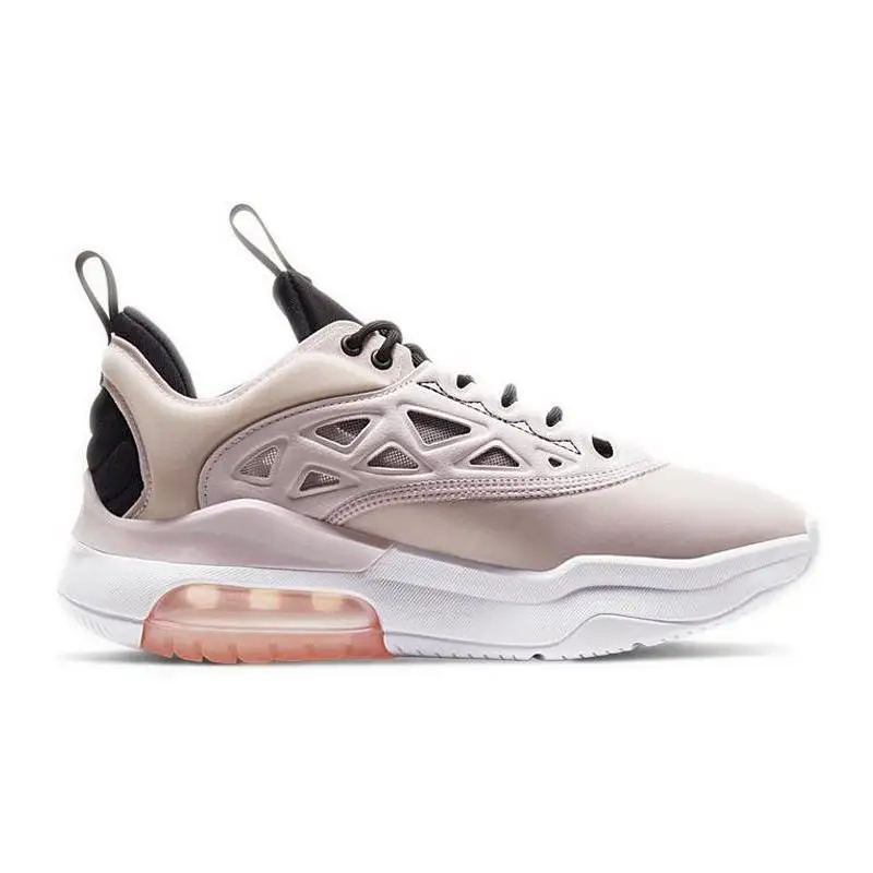Фото Женские кроссовки Nike Jordan Max 200 XX Barely Rose AV5186-602 №2