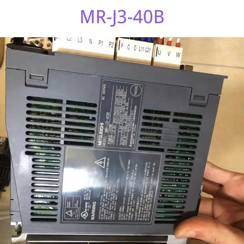 MR-J3-40B новый оригинальный сервопривод MR J3 40B