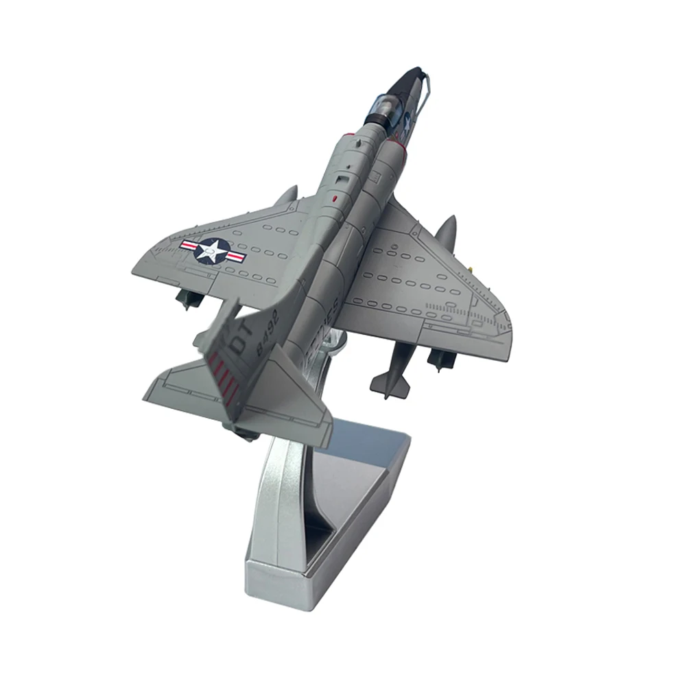 Фото 1:72 Корпус морской пехоты США A-4 Skyhawk Attack A4 Игрушечный истребитель Металлический военный литой под давлением модель самолета Коллекция подарок №4