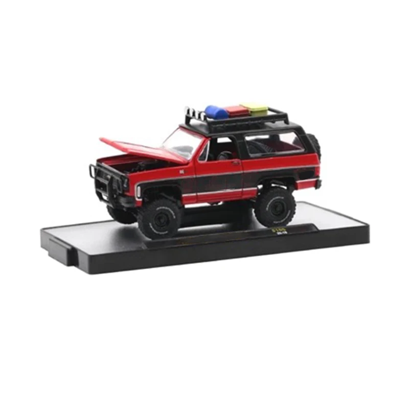Фото Новые машины M2 в масштабе 1:64, пикап Adventurer 150, литая под давлением модель автомобиля из сплава, коллекция игрушек, подарок ребенку №2