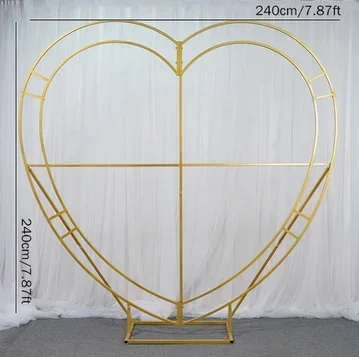 7,8-футовая золотая цветочная рамка с свадебной аркой Love (art.: 3920caaf87f22) - 3920caaf87f22