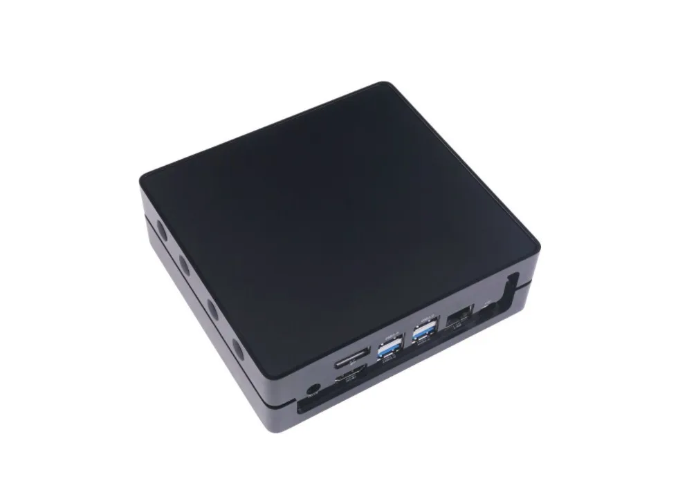 Фото reComputer J1020 — устройство Edge AI с модулем Jetson Nano, алюминиевым корпусом, предварительно установленной системой JetPack №4