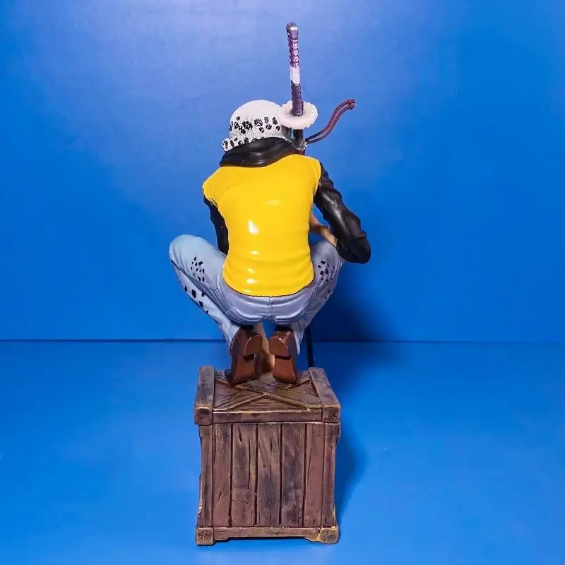 16 см цельная аниме-фигурка Trafalgar Law Squatting ПВХ фигурки героев модель настольный компьютер чехол орнамент для фанатов игрушки подарки (art.: 3920cb96b0fc3) - 3920cb96b0fc3