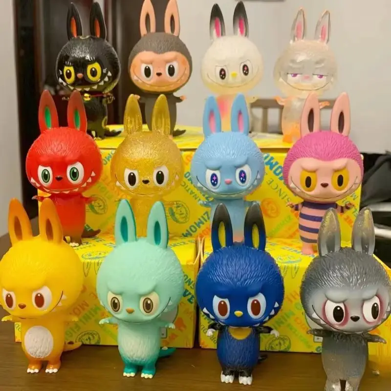 Новые популярные оригинальные милые фигурки героев мультфильма Labubu Mini4 Zimomo 4-го поколения, аниме, милые куклы, игрушки, подарки для детей