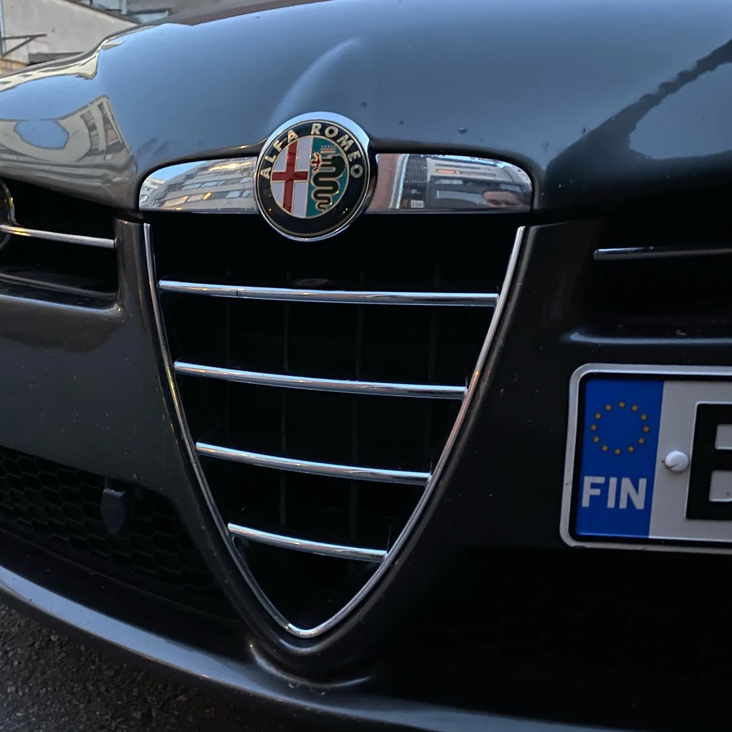 Фото Эмблема Красного Креста для ALFA ROMEO, 2 шт., 74 мм, специальный цвет, эмблема знака, наклейки для Giulietta Spider Mito 147 156 159 №4