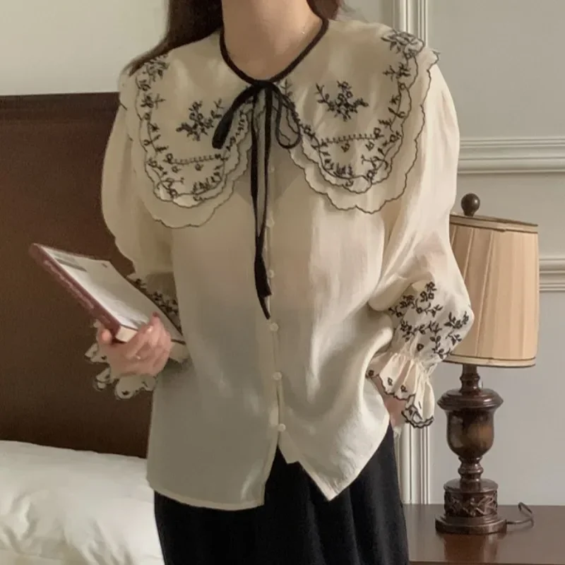 Фото Новая блузка женская Blusas Mujer весенняя винтажная кукла с вышитыми лацканами милый свободный топ Femininas элегантные рубашки сетчатые шифоновые №2
