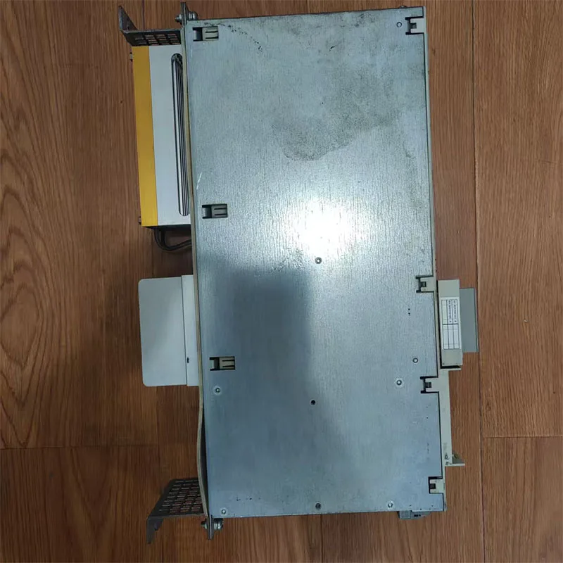 6SN1145-1AA01-00A1 Драйвер 6Sn1145-1Aa01-00A1 Б/у продукт для разборки, не новый