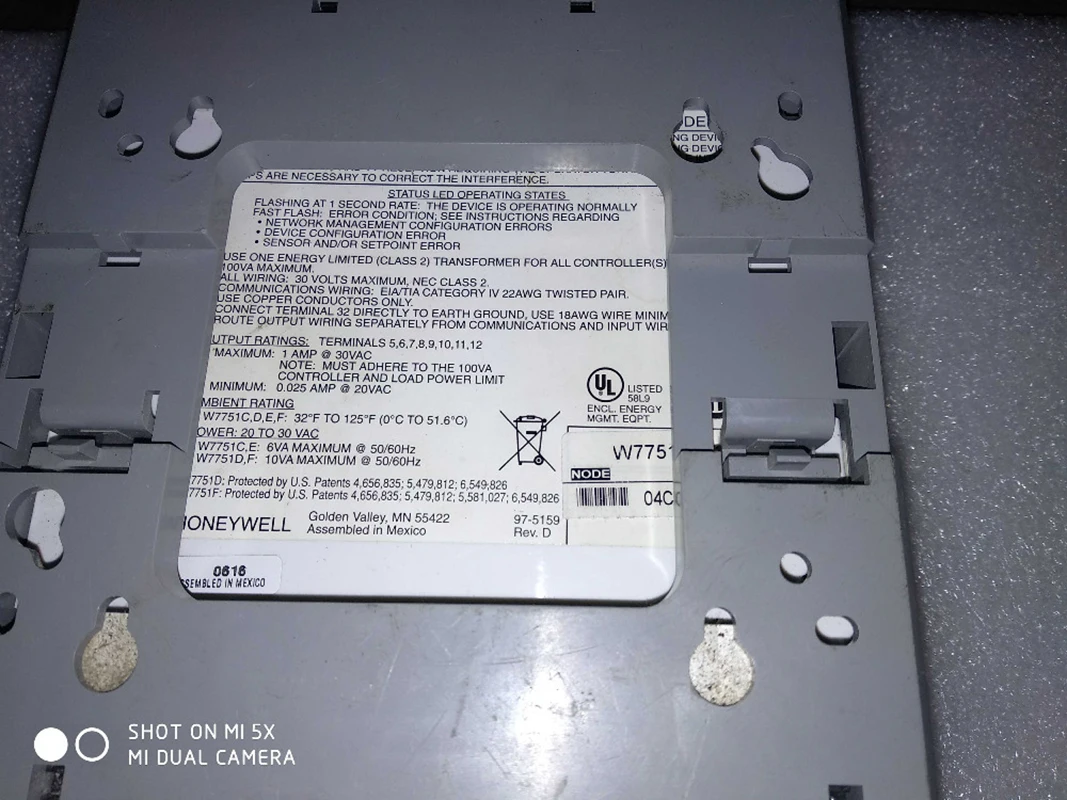 Контроллер LON W7751F2011 Excel 10 VAV в хорошем состоянии (art.: 7ac3f7a5c) - 7ac3f7a5c