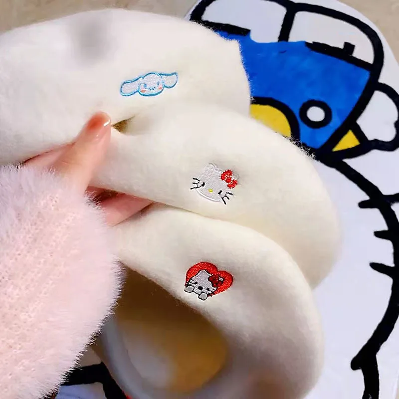 Kawaii Sanrio Hello Kittys Cinnamoroll Kartun Lucu Baret Musim Dingin аниме Bordir Topi Jantung Hadiah Танак Perempuan