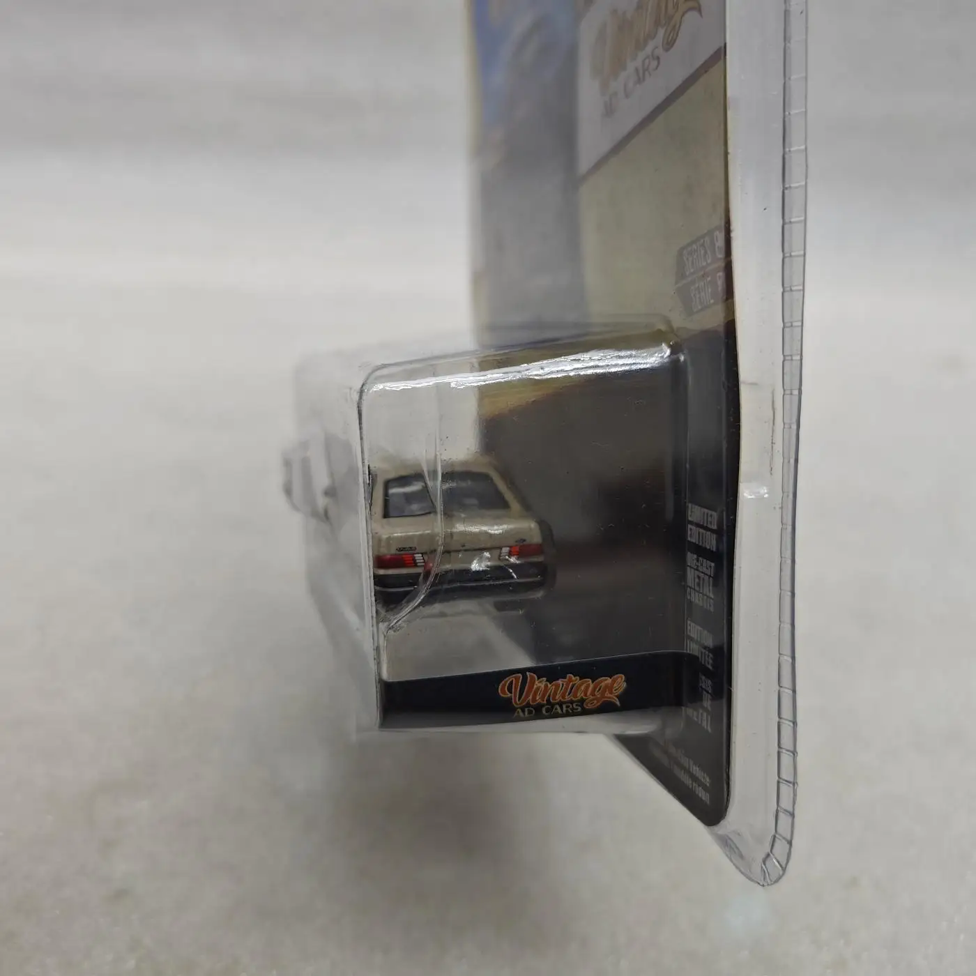 Зеленый свет 1:64 ретро-рекламный автомобиль 1989 Ford Taurus, модель автомобиля из сплава, высококачественный декоративный предмет, детская игрушка для автомобиля 27 (art.: 3920cf4c85359) - 3920cf4c85359