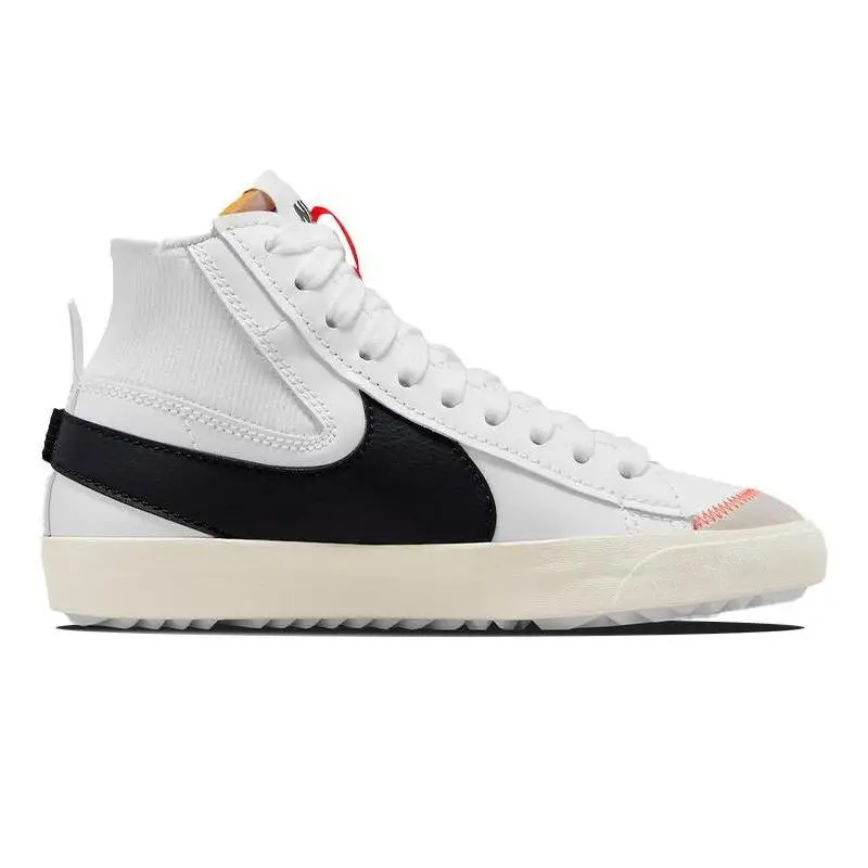 Фото Женский блейзер Nike Mid '77 Jumbo кроссовки белого и черного цвета №2