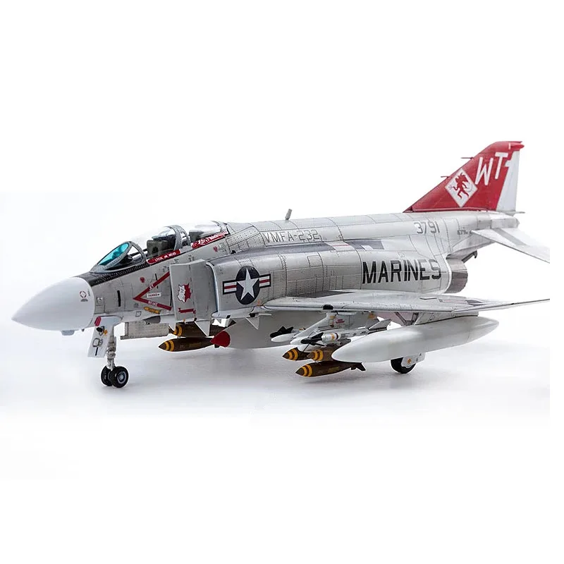 Фото ACADEMY 12556 масштабная модель 1/72, США F/4J VMFA-232 Red Devils, сборка модели истребителя, строительные наборы для взрослых, хобби, сделай сам №4