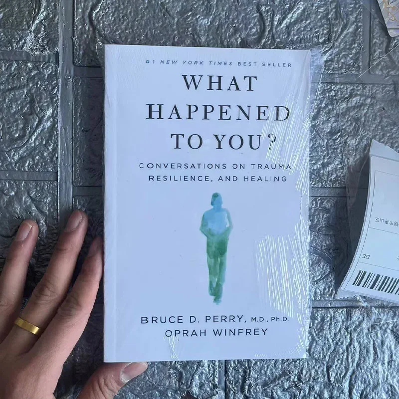 Что с вами случилось? Книга в мягкой обложке на английском языке от Oprah winсправочной книги о травмах, упругости и исцелении