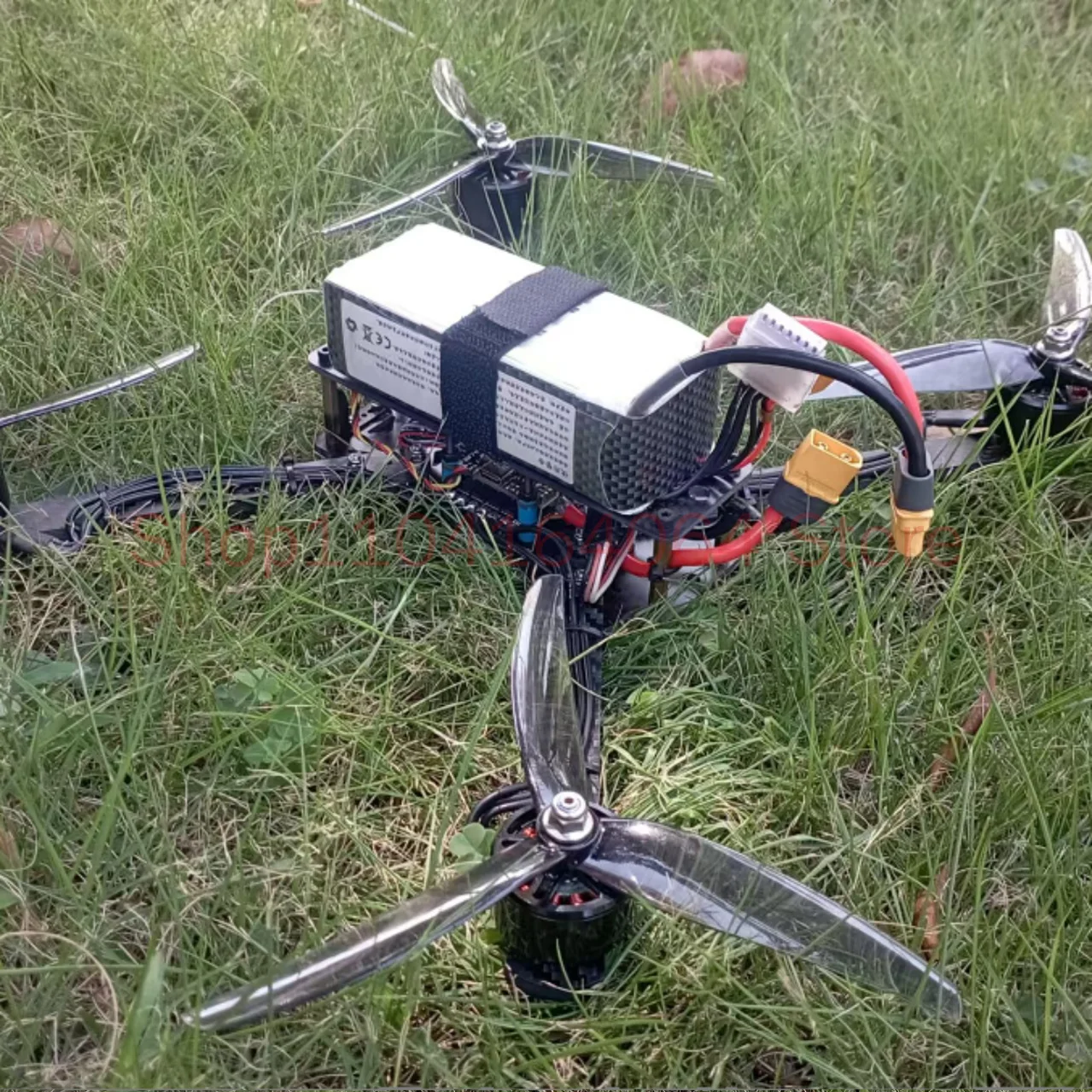 SKPTSA-THUNTER-08TM Вид на первый человека