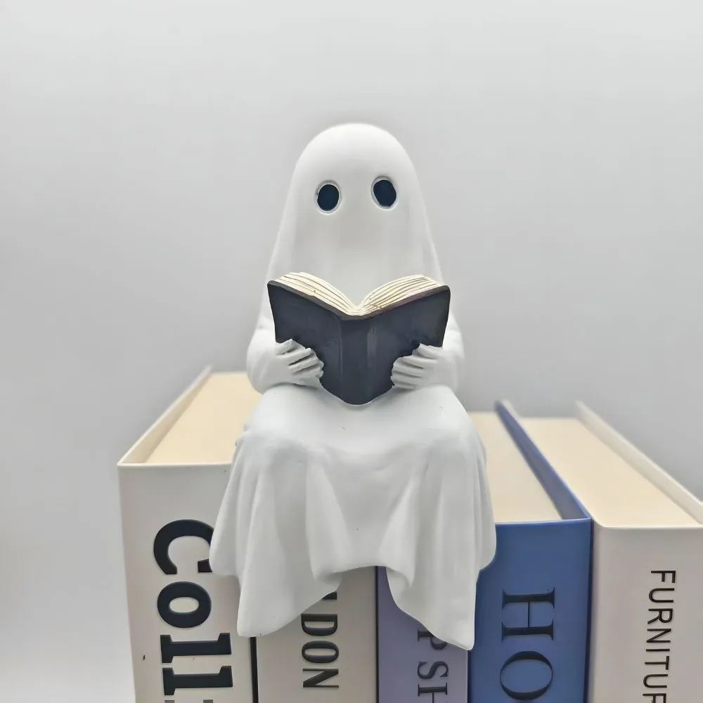 Фото Новая статуя призрака сидения на Хэллоуин с книгой, статуя призрака для чтения из смолы, миниатюрный размер, украшение в виде призрака, аксессуары для вечеринок №4
