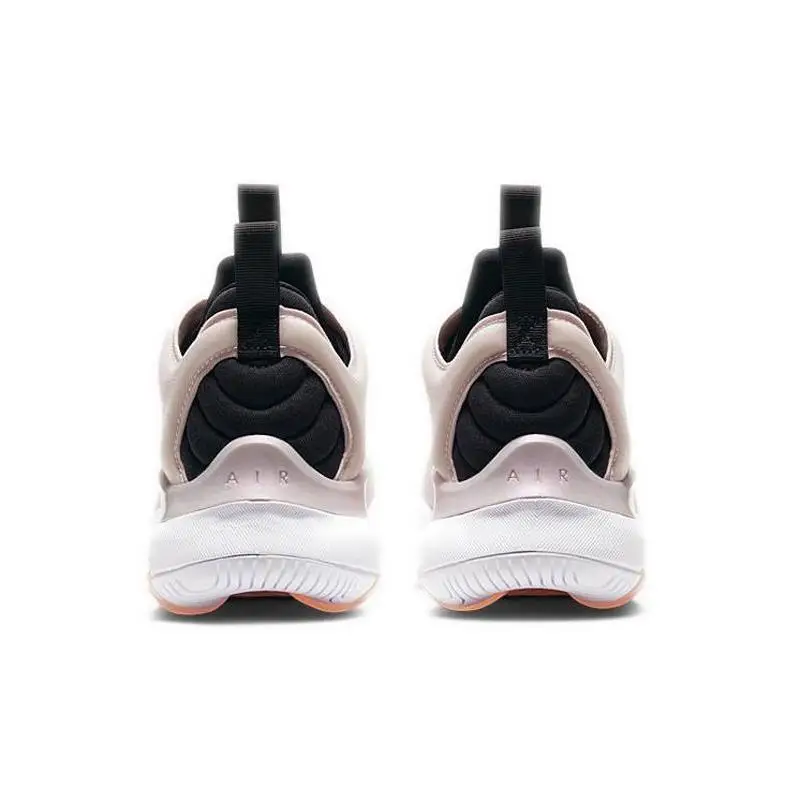Фото Женские кроссовки Nike Jordan Max 200 XX Barely Rose AV5186-602 №5