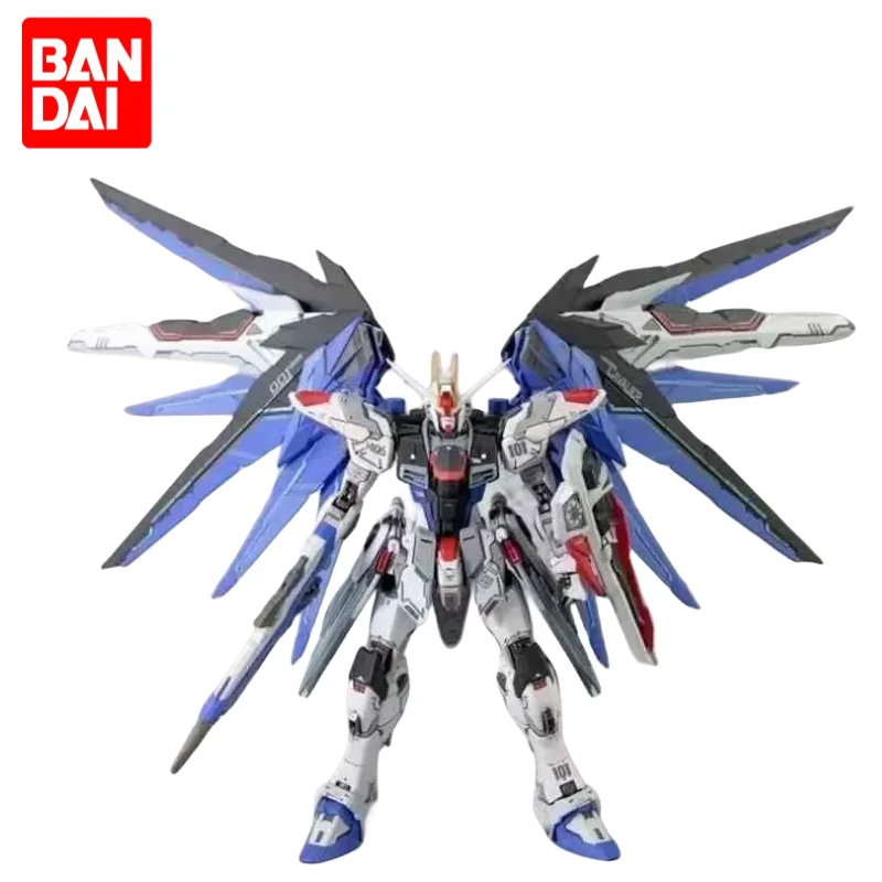 Креативная мультяшная Аниме Фигурка Bandai Gundam в сборе, Бесплатная сборка, красное геретическое золото, развивающая игрушка для детей