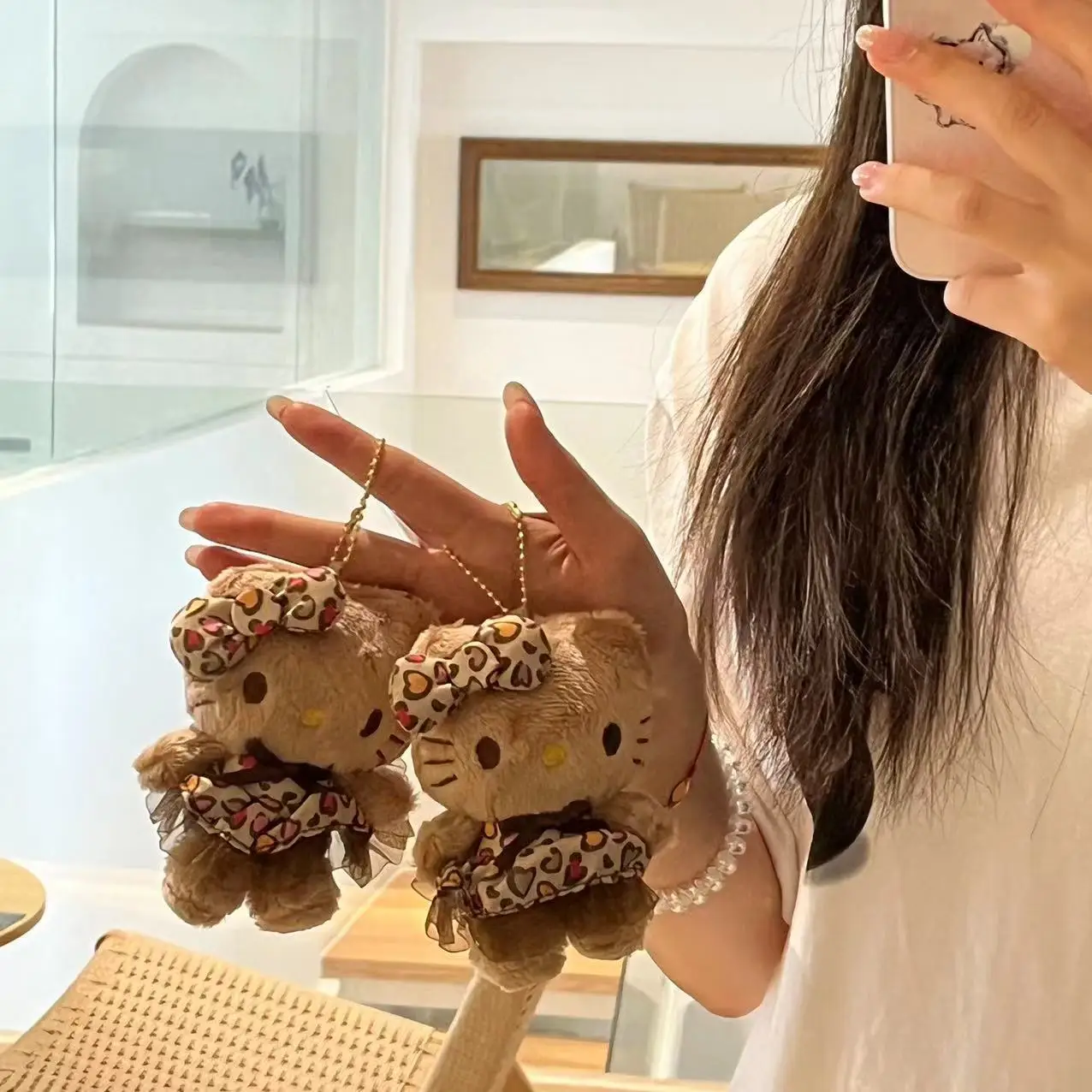 Коричневая юбка с леопардовым принтом Hello Kitty Limited Sanrio, плюшевая кукла, сумка для девочек, украшения, плюшевый брелок в стиле аниме, кавайная игрушка YJ28i