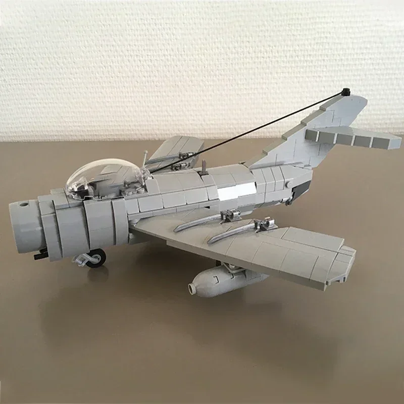 Фото Moc строительные кирпичи военная модель MiG-15 Fighter Technology модульные блоки подарки игрушки для детей DIY наборы для сборки №3