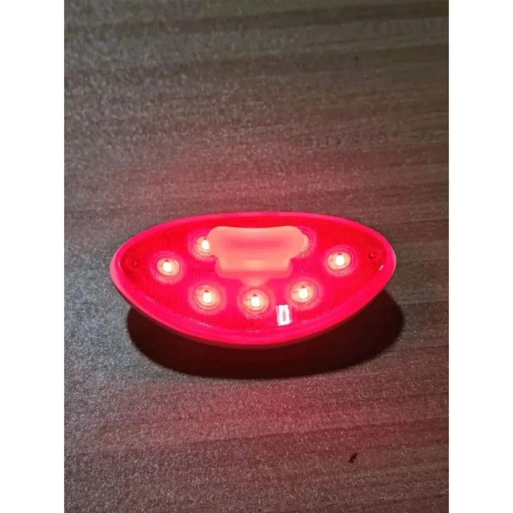 Фото Менопауза Comfort Skin Pacifier Hormone Balance Tech |   Охлаждающая маска для глаз Hot Flash Friendly и интенсивное увлажнение губ №2