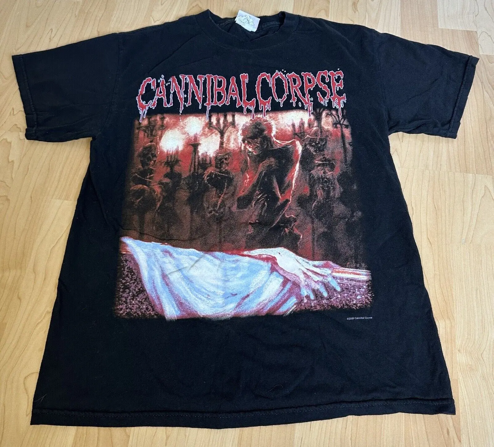 Мужская футболка Cannibal, размер среднего размера