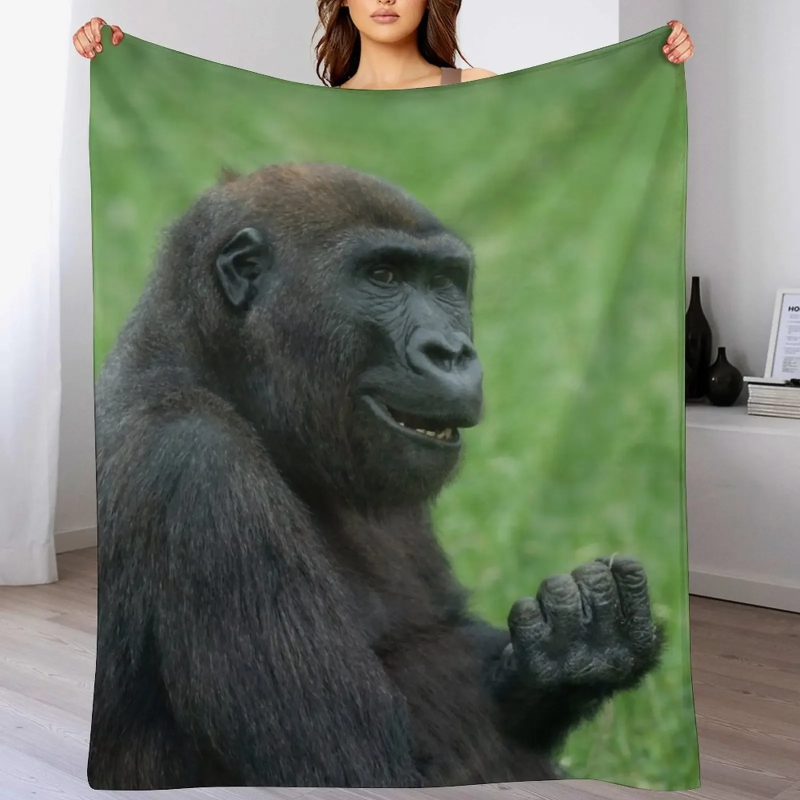 Gorilla Lope сидящий в зеленом летом травяное одеяло для кемпинга, роскошные дизайнерские одеяла для диванов, одеяла