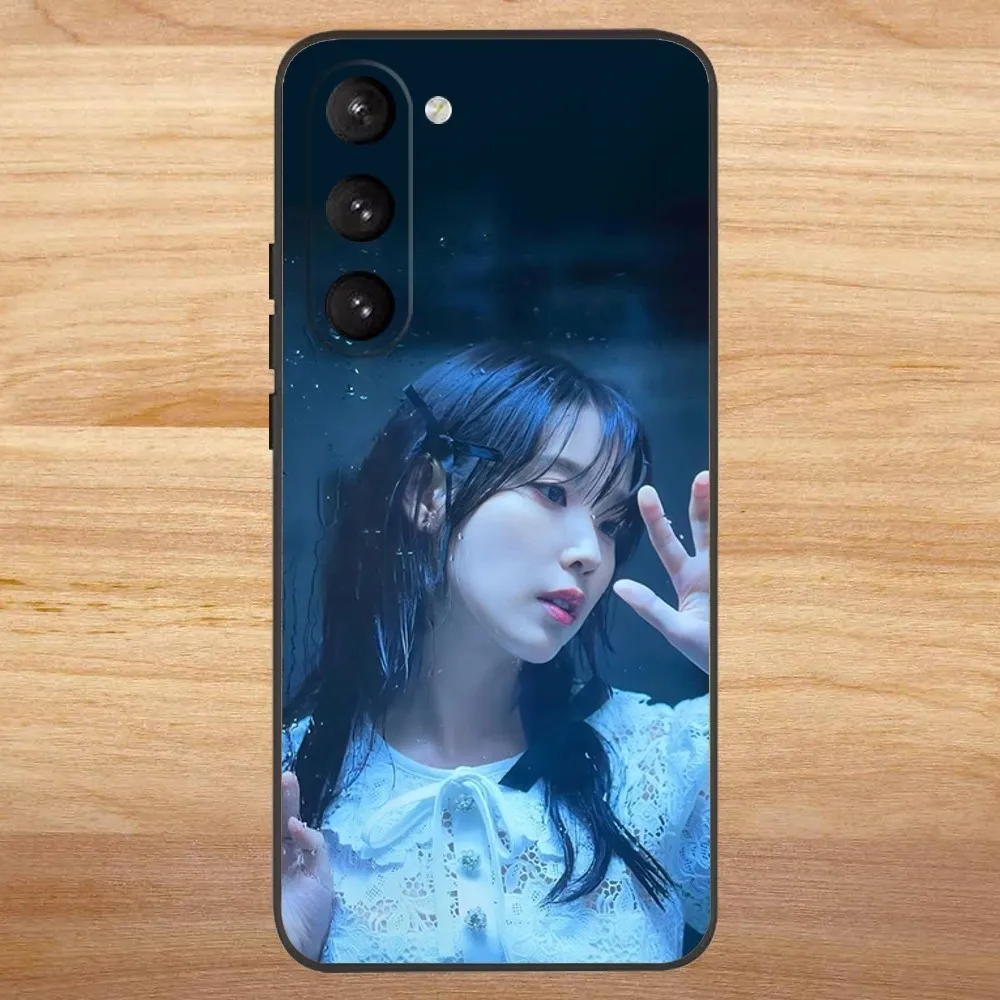 Фото Чехол для телефона Singer IU Lee Ji Eun для SamsungS24,S23,S22,S21,S20 Ultra Pro S10,S30Plus,20 Ultra Black Cover №4