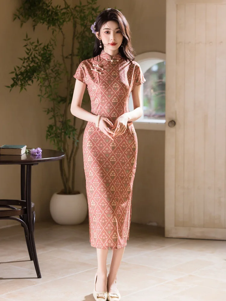Новый улучшенный Cheongsam в китайском стиле, зеленый, художественный, ретро и свежий, 2025 год, новый стиль, повседневный стиль для девочек, Китайская Республика, летний стиль Этническая одежда