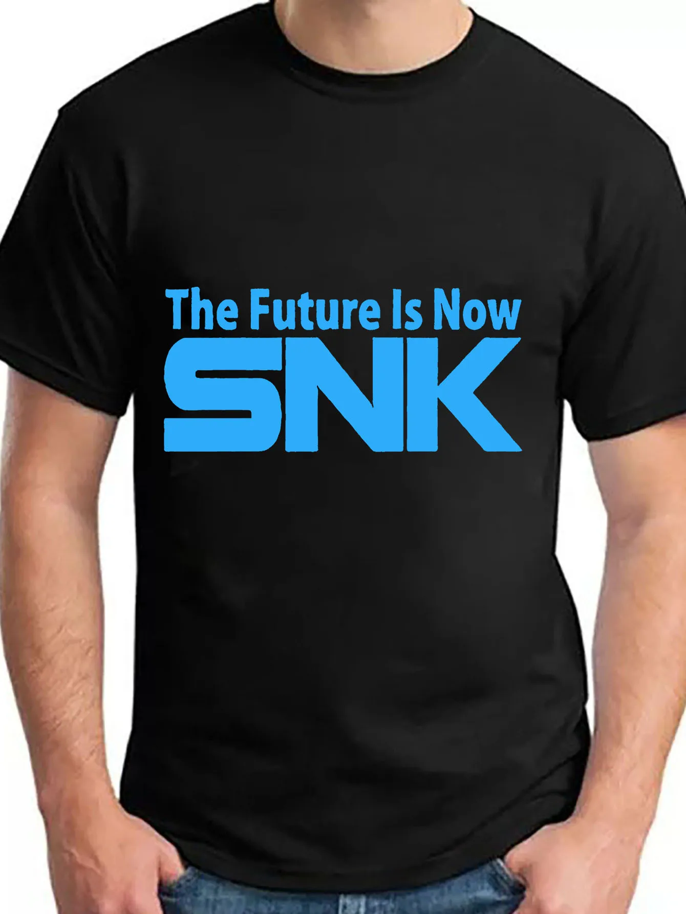 Snk Future Is Now Neo Geo Забавная футболка для мужчин Мужские футболки Летние топы Мужская одежда Аниме Мужская футболка с принтом AMK02254