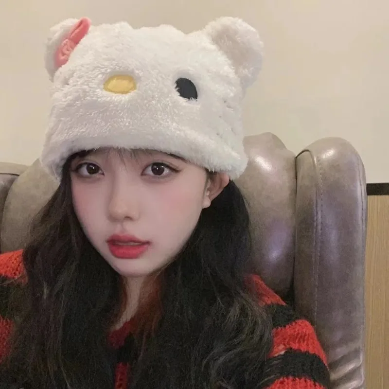 Фото Плюшевая шапка Kawaii KT Cat, милая мультяшная шапка Hello Kitty пуловер и шапка, утолщенная теплая шапка для верховой езды с защитой ушей для девочек, рождественский подарок №2