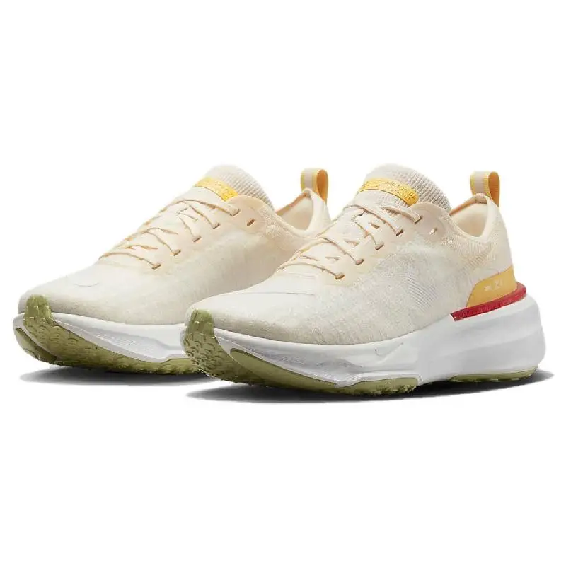 Фото Женские кроссовки Nike ZoomX Invincible Run 3, светло-кремовый топаз Gold Sea Coral DR2660-201 №3