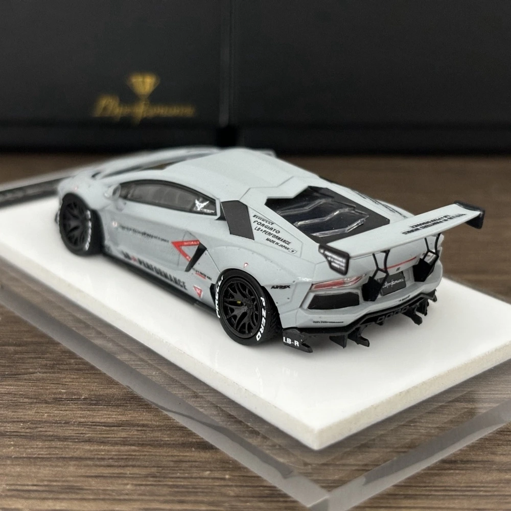 Фото Onemodel 1:64 LP700 Aventador LBWK Суперкар из сплава, литье под давлением и игрушечные транспортные средства, модель автомобиля, миниатюрная масштабная модель автомобиля для детей №3