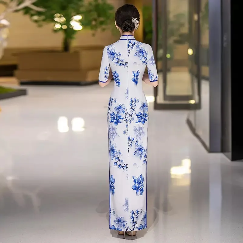 Фото Восточное женское вьетнамское платье Cheongsam с винтажным цветочным принтом для банкета и вечера, платье Aodai №2