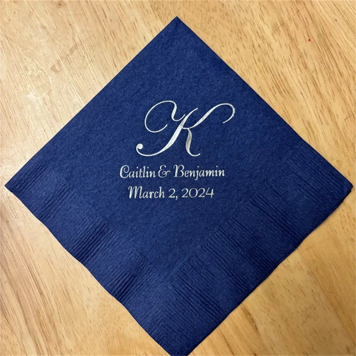 Фото Свадебные салфетки Monogrammed, персонализированные свадебные салфетки для приема, монограмма, свадебные бриллиантовые Коктейльные обеденные салфетки, 50 шт. №3