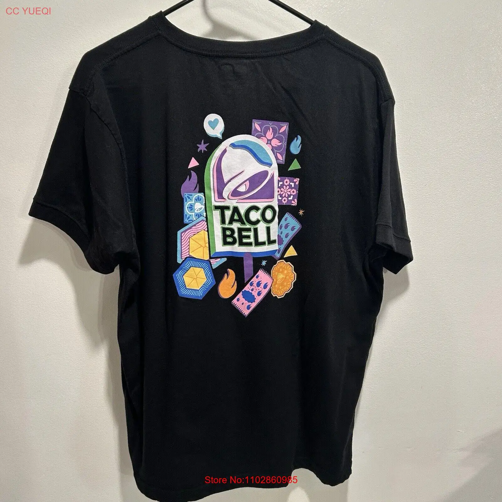 Черная футболка с короткими рукавами и 3 пуговицами Taco Bell с красочным ретро-графическим принтом (XL)