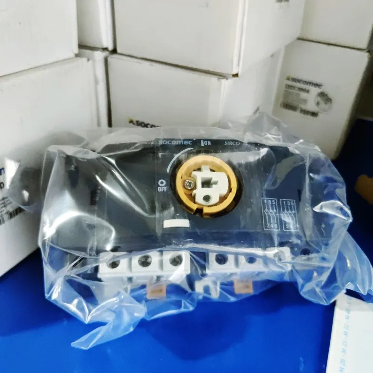 Фото Socomec 22DC8004 SIRCO DC 8X40A №2
