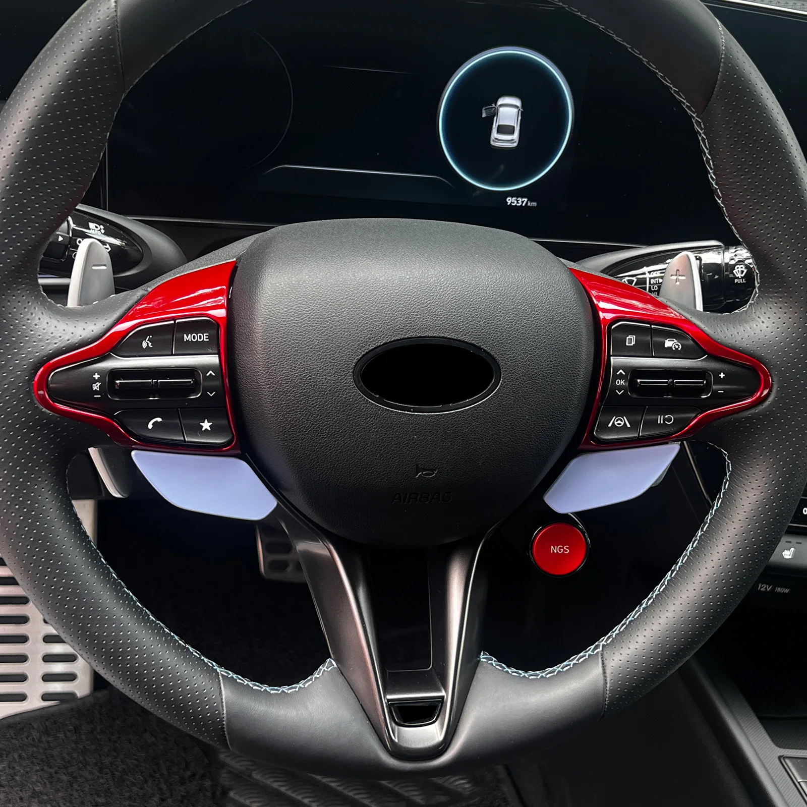 Для Hyundai Kona N 2022 2023 i30 N крышка кнопки рулевого колеса, внутренние наклейки из АБС-пластика, наклейка, отделка из углеродного волокна, полоса, синий, красный