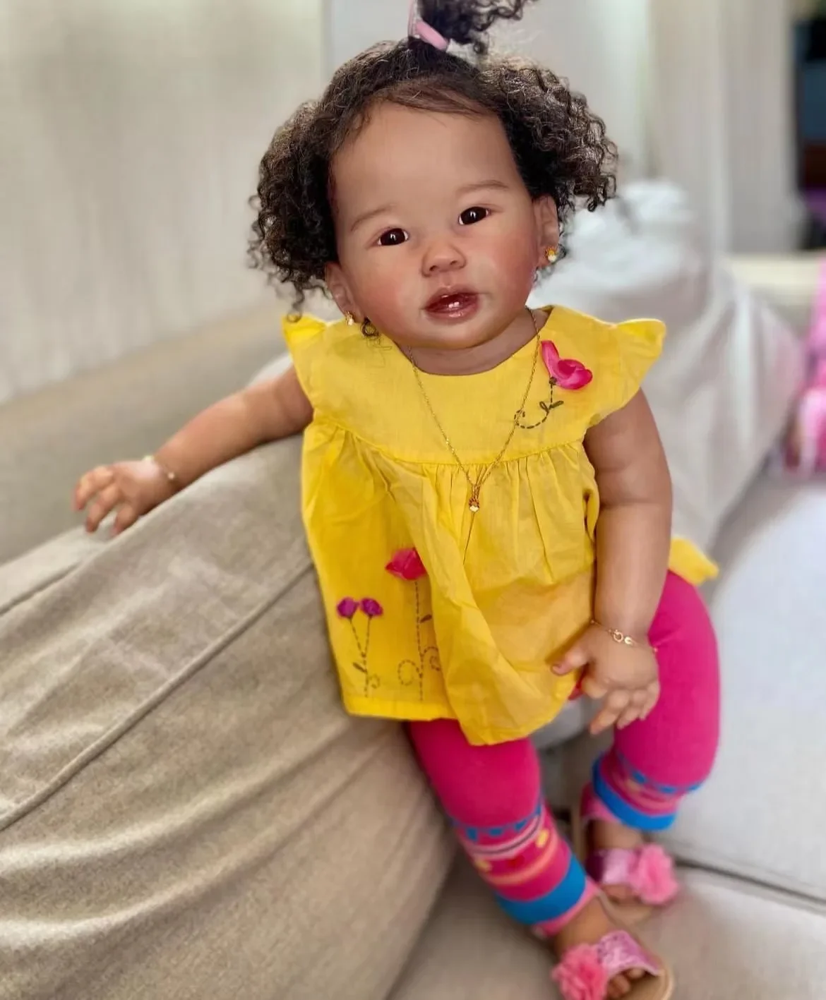 Фото SINO-BB индивидуальная ограниченная поставка 28 дюймов/70 см Reborn Baby Teegan с вьющимися волосами ручной работы уже готовая кукла Рождественский подарок №3