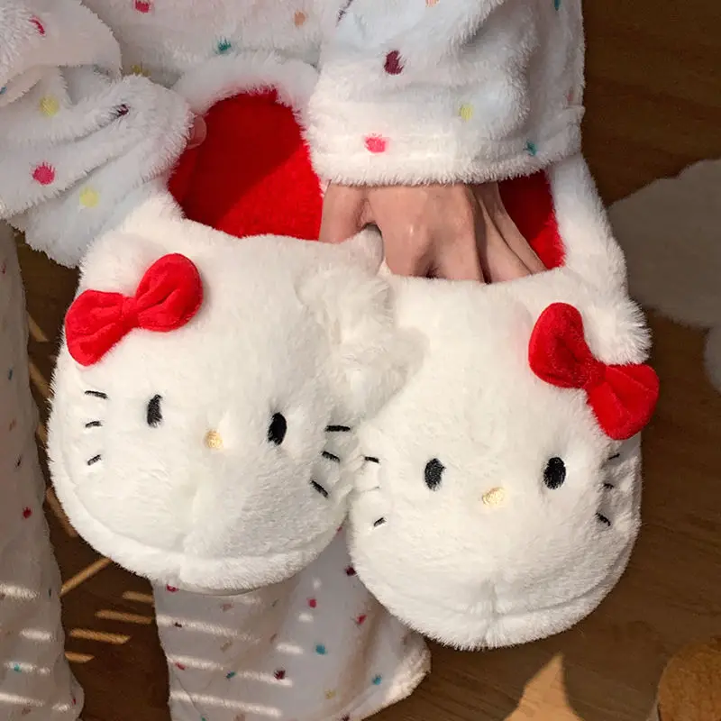 Плюшевые тапочки Hello Kitty Sanrio, Симпатичные Мультяшные шлепанцы для студентов, Осень-зима, мягкая плюшевая обувь с подкладкой, игрушки, подарки для девочек